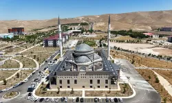 Batman Üniversitesi'ne 8 bin kişilik cami