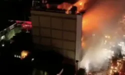 Irak'ta alışveriş merkezinde yangın: 70 ölü