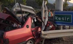 Kestel’de Tofaş otomobil bariyere girdi: 1 ölü