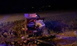 Damadının aracıyla kaçan adam tarlaya uçtu