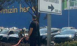 Bursa'da AVM otoparkında onlarca araç yandı!