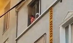 Bursa’da yangın paniği: Anneanne torununu aşağı attı