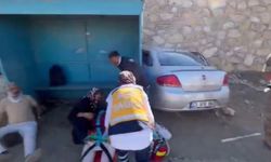 Elazığ’da otomobil durağa daldı: 1’i ağır 6 yaralı