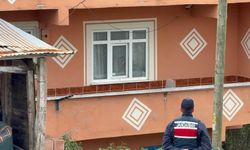 Samsun'da eşini bardakla öldürdü
