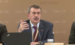 Bakan Tekin: "Sınavlarda yapay zeka destekli sorular olacak"