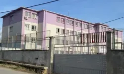 Hademe okul müdürünü zehirlemeye çalıştı iddiası!