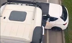 Hafriyat kamyonu, otomobili 100 metre sürükledi