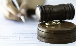 Boşanma davasında erkeğe nafaka kararı