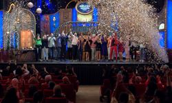 Yılbaşı Gecesini Evde Geçirecekler İçin TV'de Neler Var?