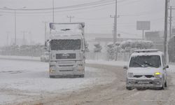 Bursa'da eğitime kar engeli