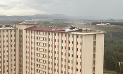 Şiddetli fırtına, Görükle'de yurdun çatısını uçurdu