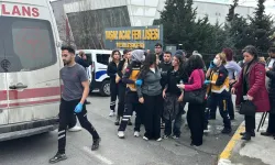 Lise laboratuvarında deney sırasında patlama