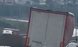Bursa'da tır yan şekilde ilerledi