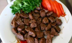 Belediyenin aşevinde yarış atını kavurma yaptılar!