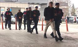 Bursa'da 7 bağ evini soyan şüpheliler yakalandı