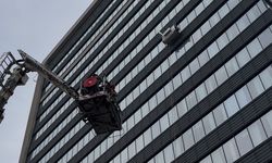 Bursa'da 52 metre yükseklikte böyle mahsur kaldılar