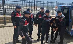 Bursa'da baba ve oğlunu öldüren zanlı adliyeye sevk edildi