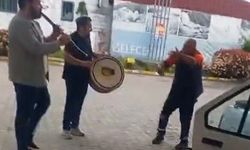 Benzincide klarnetçi ve davulcu çaldı, pompacı oynadı