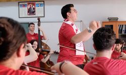 Milli Takım beste yarışmasını Bursa Zeki Müren Güzel Sanatlar Lisesi kazandı