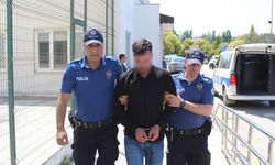 Bar çalışanı kadını götürmek istedi, reddedilince 2 kişiyi vurdu