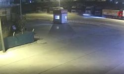 Polatlı'da otomobil, kamyona çarptı: 4 kişi öldü