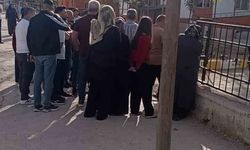 Van'da bir öğrenci okula uzun namlulu silahla geldi