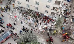 Maltepe'de 7 katlı binada çökme!! Enkaz altında kalanlar var