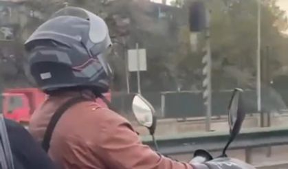 Bursa'da Bir Baba Motosikletin Önüne Bebeğini Koyup Kilometrelerce İlerledi