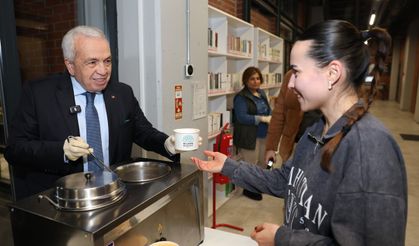 Başkan Şadi Özdemir finaller öncesi gençlere moral verdi