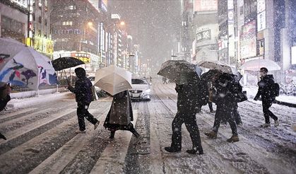 Japonya'da kar kabusu sürüyor: Ölü sayısı 42'ye, yaralı sayısı 444'e yükseldi