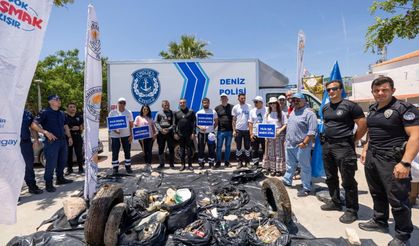 Plajdan 750 kilogram atık toplandı