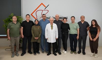 Dünyanın ilk 8'li çapraz karaciğer nakli Malatya'da gerçekleştirildi