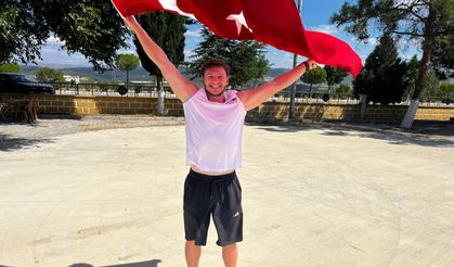 Almanya'dan Denizli Buldan'a koşarak 53 günde ulaştı
