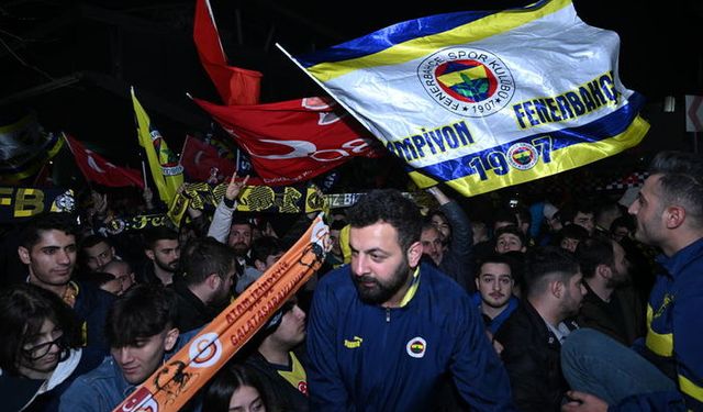 Fenerbahçe ve Galatasaray kafilesi İstanbul'a indi