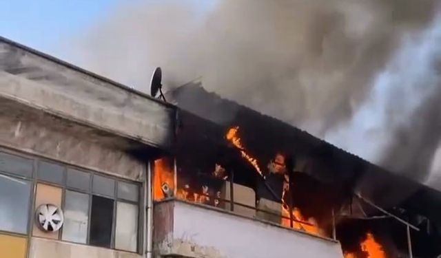 Bursa’da Mobilya İmalathanesinde Korkutan Yangın!