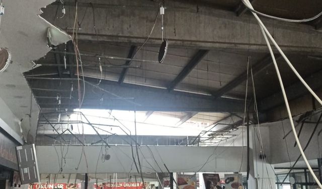 Köfteci Yusuf'ta Tavan Çöktü: Yaralılar Var!