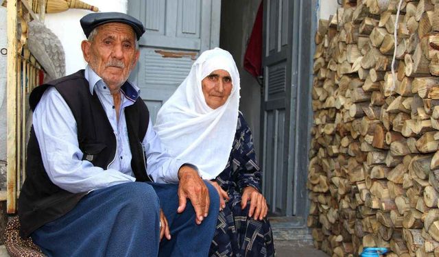 Türkiye'de Yaşlıların Yüzde 80'i Ev Sahibi!