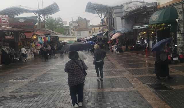 Bursa'da Sağanak Yağış Başladı!