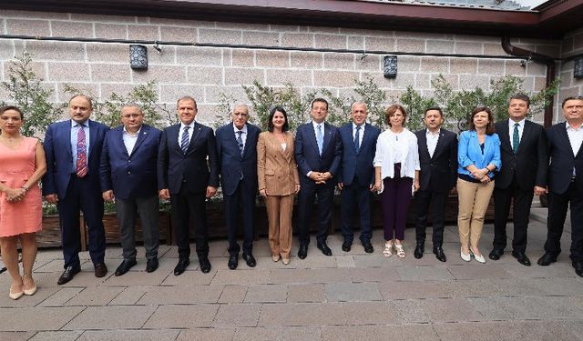 Başkan Ünlüce TBB Encümen Toplantısına katıldı