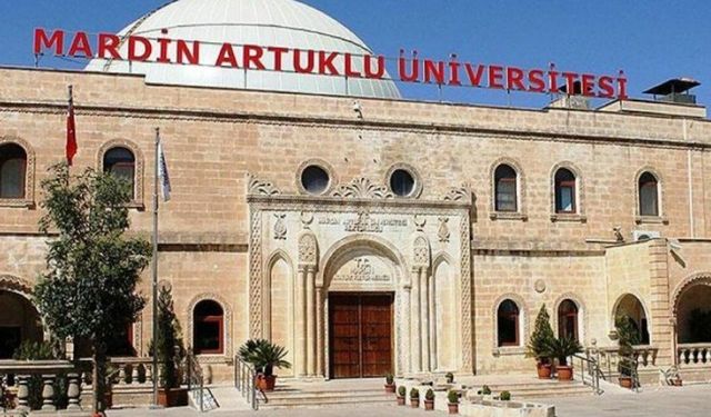 Üniversite yemekhanesinde tarihi geçmiş et bulundu