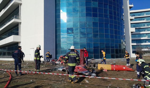Muğla'da hastaneye çarpan ambulans helikopter düştü: 4 ölü