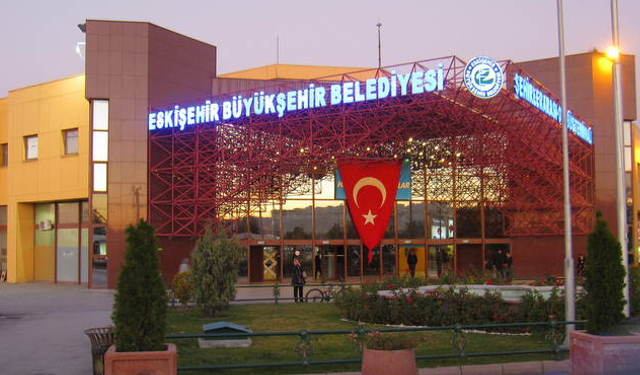 Kriz etkiledi!! Eskişehir Otogarı bomboş..