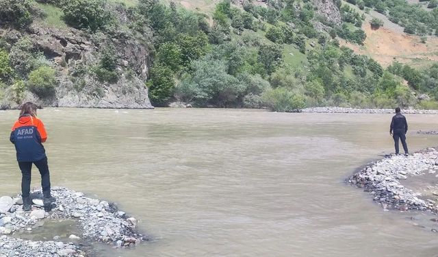 Hakkari’de 22 gündür kayıp kadını arama çalışmaları sürüyor