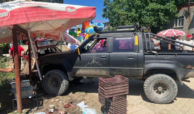 Bursa'da ehliyetsiz sürücü 2 çocuğu yaraladı
