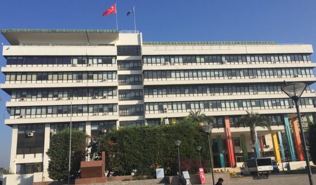 İzmir’de CHP'ye operasyon!! 157 gözaltı kararı