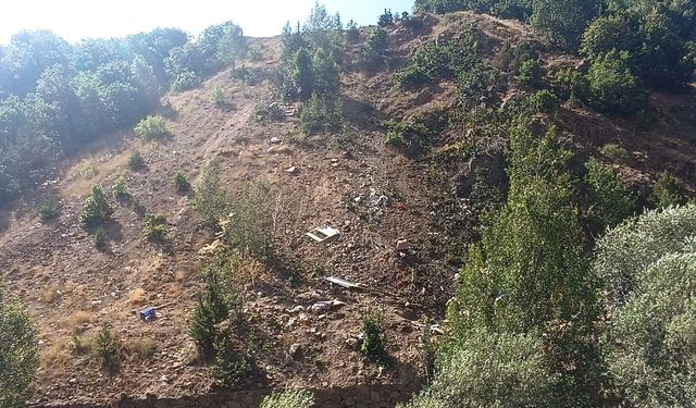 Tarım işçilerini taşıyan minibüs uçuruma yuvarlandı