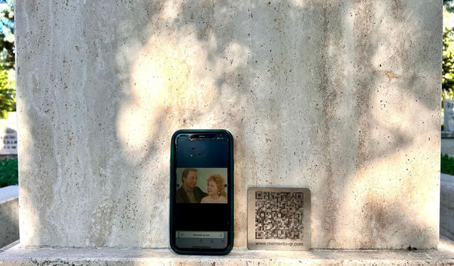 QR kodlu mezarlara ilgi artıyor