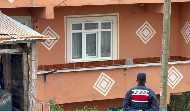 Samsun'da eşini bardakla öldürdü