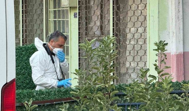 Anne ve 5 yaşındaki kızı evde ölü bulundu
