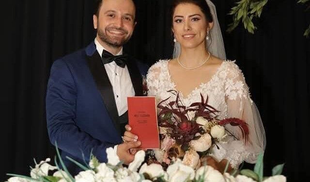 Eşi ve çocuğunu "öldürmekle" suçlanan doktor intihar etti